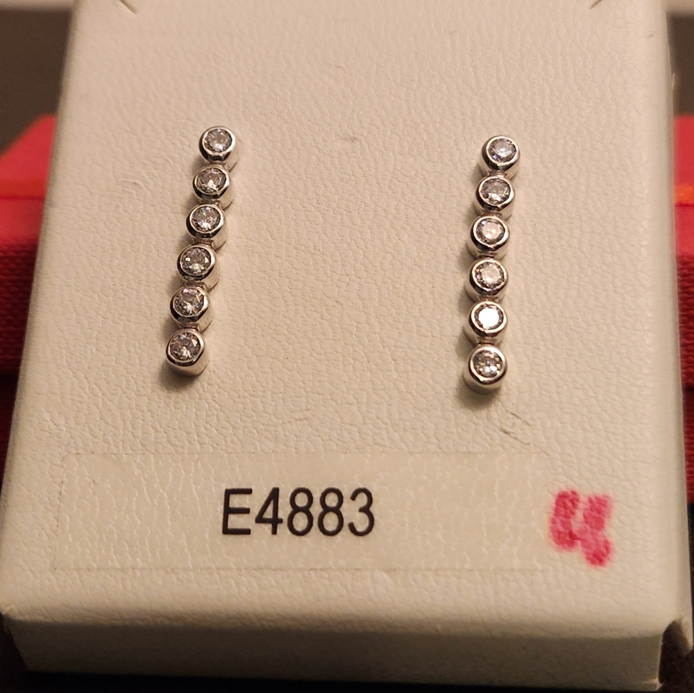 NEW STERLING SILVER 925 " SILVER AND CRYSTAL DANGLING" EARRINGS